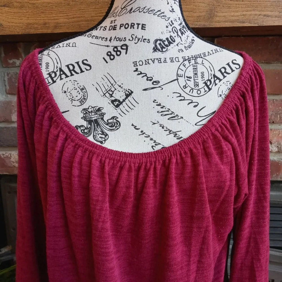 Romantic Burgundy Tunic Top - Picture 2 of 7